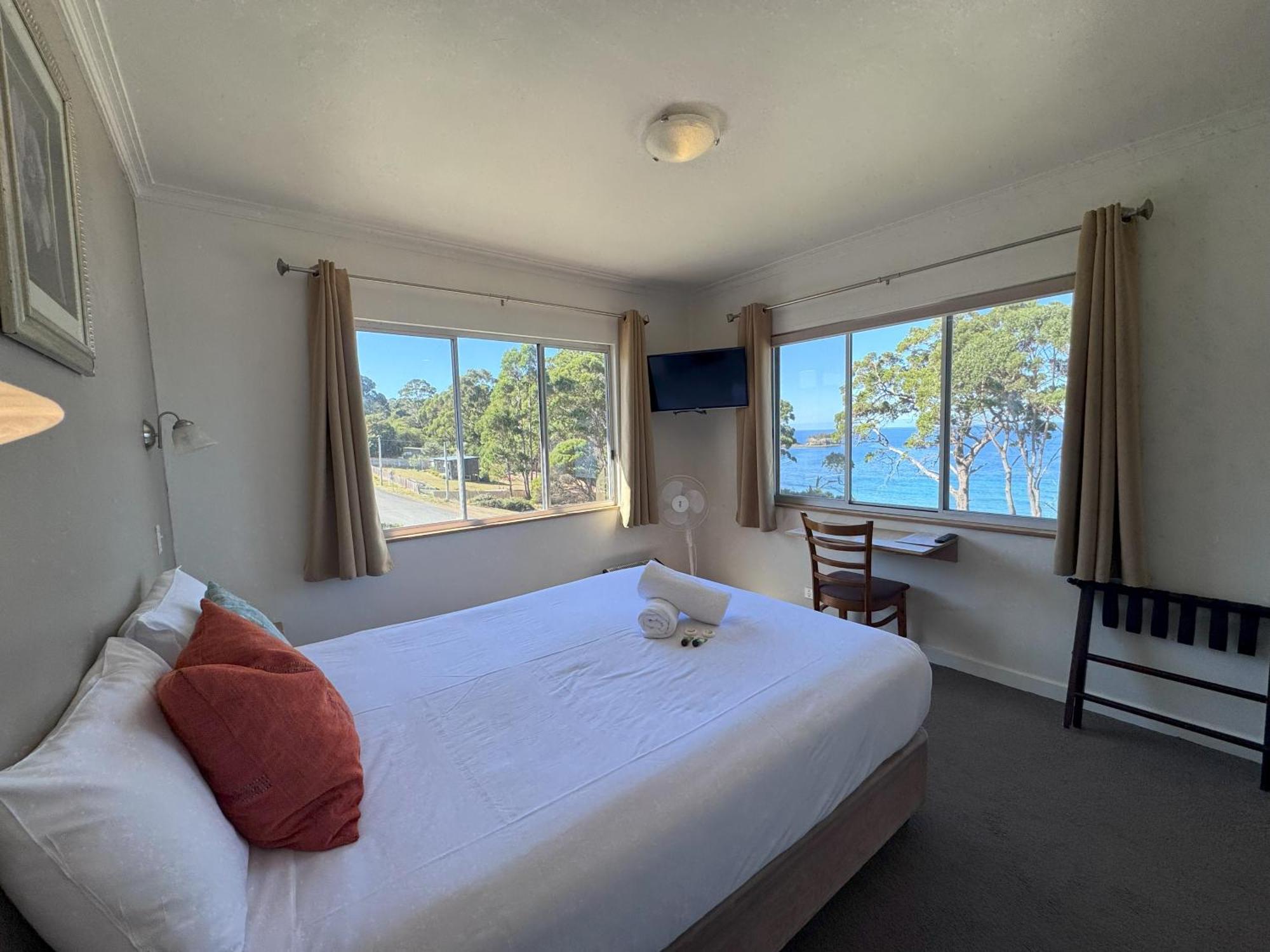 Lufra Beachside Hotel Eaglehawk Neck Pokoj fotografie